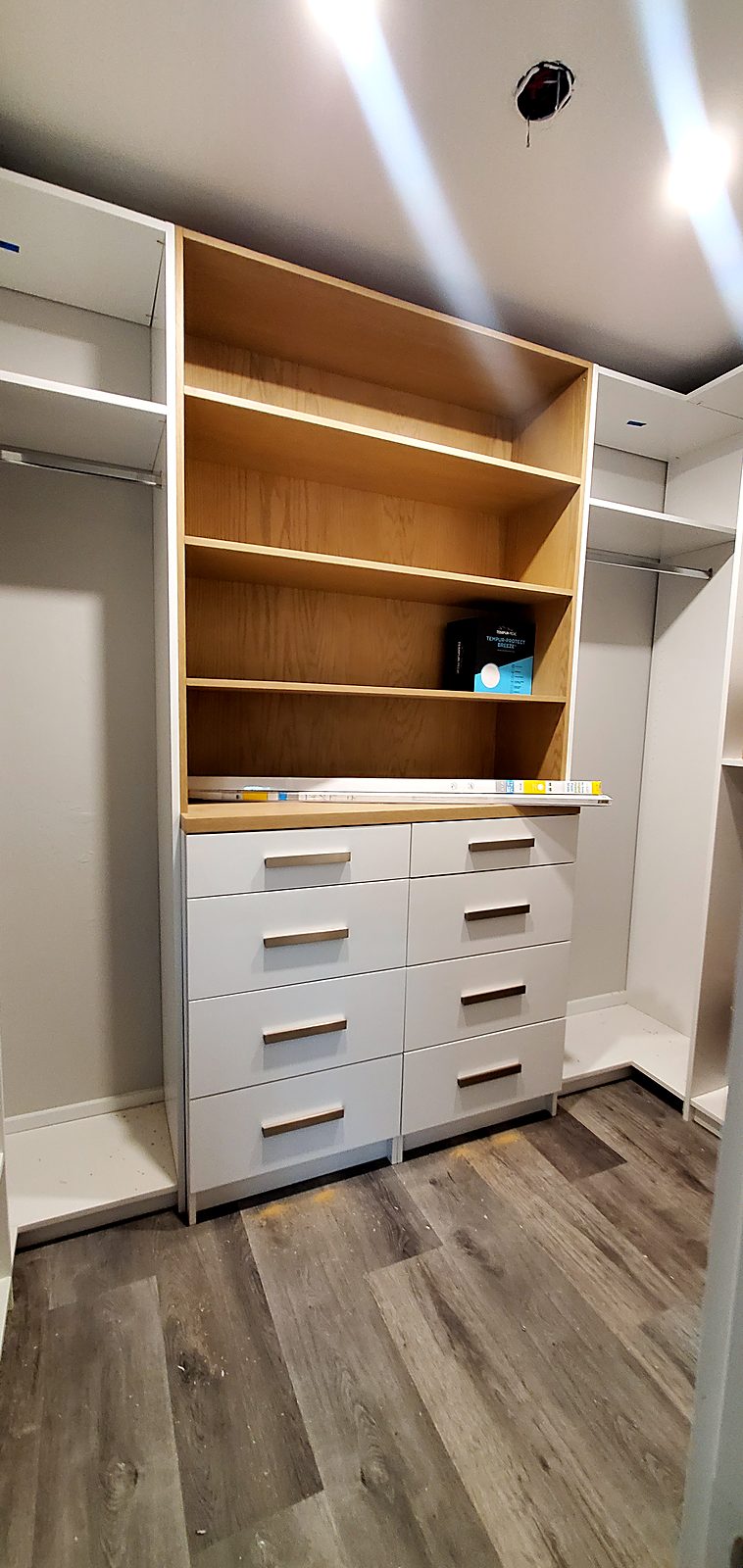 Walk-in closet