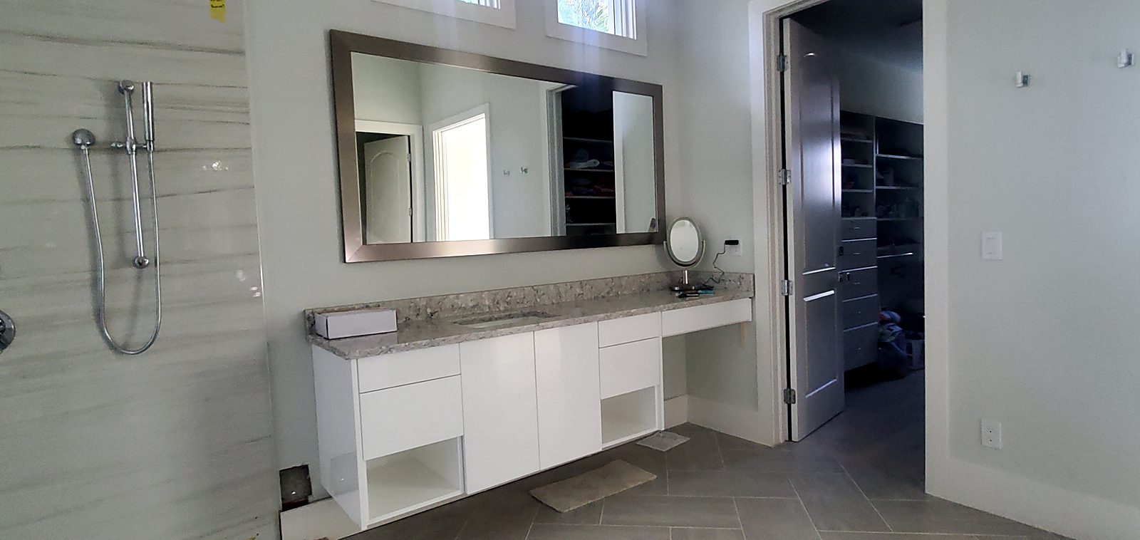 Floating vanity