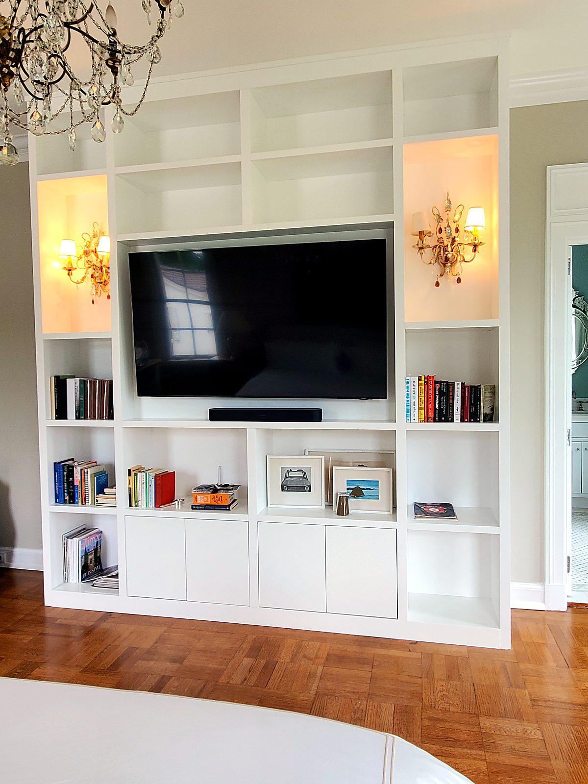 White wall unit